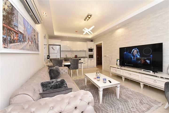 مجمع فاخر - شقة غرفتين وصالة مفروشة - في منطقة محمودلار / الانيا