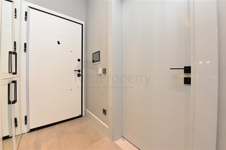 مجمع فاخر - شقة غرفة وصالة في مركز الانيا 