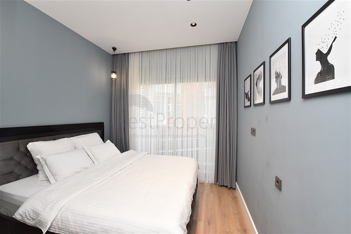 مجمع فاخر - شقة غرفة وصالة في مركز الانيا 