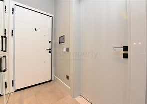 مجمع فاخر - شقة غرفة وصالة في مركز الانيا 