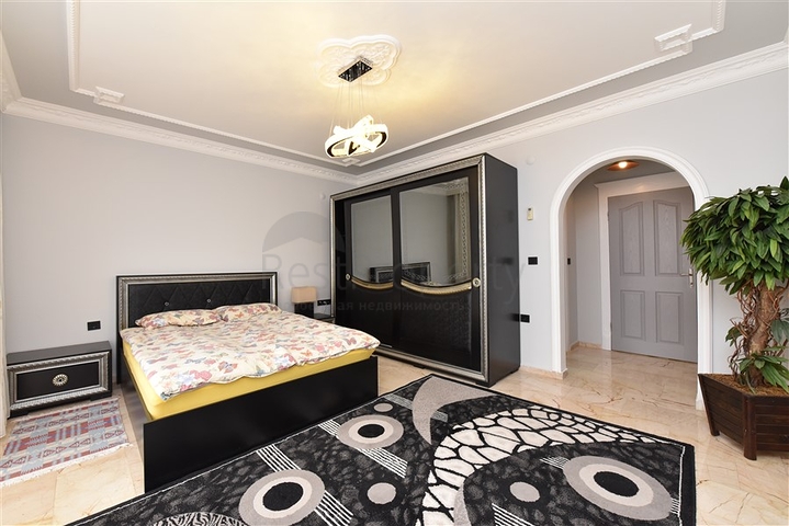 فيلا للبيع العاجل - اطلالة بحر - 3 غرف وصالة مفروشة - في كارجيجاك / الانيا 