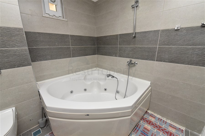 فيلا للبيع العاجل - اطلالة بحر - 3 غرف وصالة مفروشة - في كارجيجاك / الانيا 