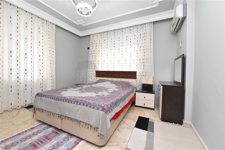 فيلا للبيع العاجل - اطلالة بحر - 3 غرف وصالة مفروشة - في كارجيجاك / الانيا 