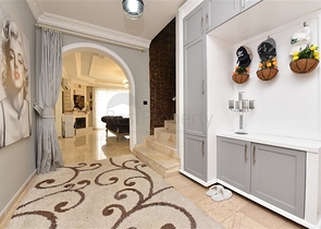 فيلا للبيع العاجل - اطلالة بحر - 3 غرف وصالة مفروشة - في كارجيجاك / الانيا 