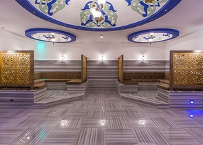 دوبلكس للبيع في كاستل - تصميم 4 غرف وصالة مفروشة - ضمن مجمع فاخر - في  كاستل / الانيا 