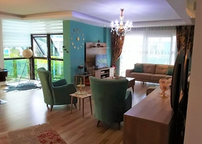 دوبلكس للبيع في كاستل - تصميم 4 غرف وصالة مفروشة - ضمن مجمع فاخر - في  كاستل / الانيا 