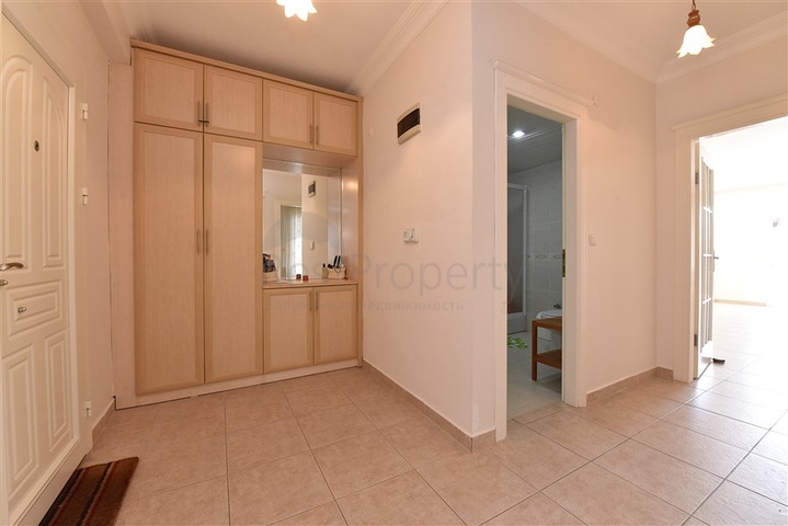 شقق للبيغ قي مركز الانيا - غرفتين وصالة واسعة -  كليوباترا / الانيا 