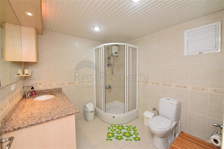 شقق للبيغ قي مركز الانيا - غرفتين وصالة واسعة -  كليوباترا / الانيا 