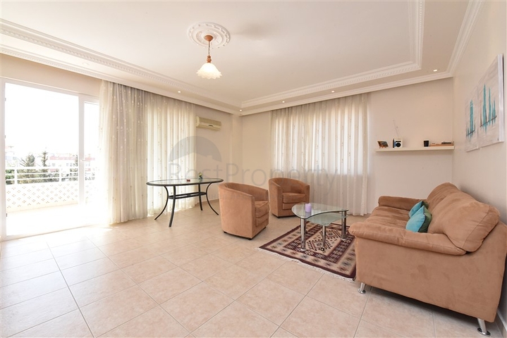 شقق للبيغ قي مركز الانيا - غرفتين وصالة واسعة -  كليوباترا / الانيا 