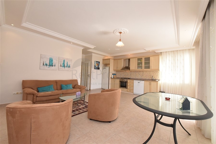 شقق للبيغ قي مركز الانيا - غرفتين وصالة واسعة -  كليوباترا / الانيا 