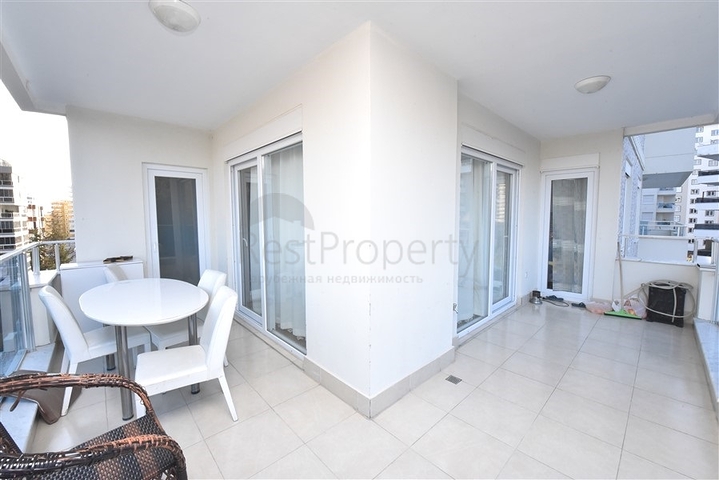 مطبخ منفصل - شقة غرفتين وصالة واسعة -مجمع سكني حديث - في محمودلار / الانيا 