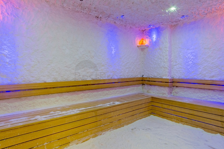 مطبخ منفصل - شقة غرفتين وصالة واسعة -مجمع سكني حديث - في محمودلار / الانيا 