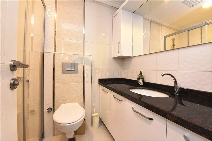 مطبخ منفصل - شقة غرفتين وصالة واسعة -مجمع سكني حديث - في محمودلار / الانيا 