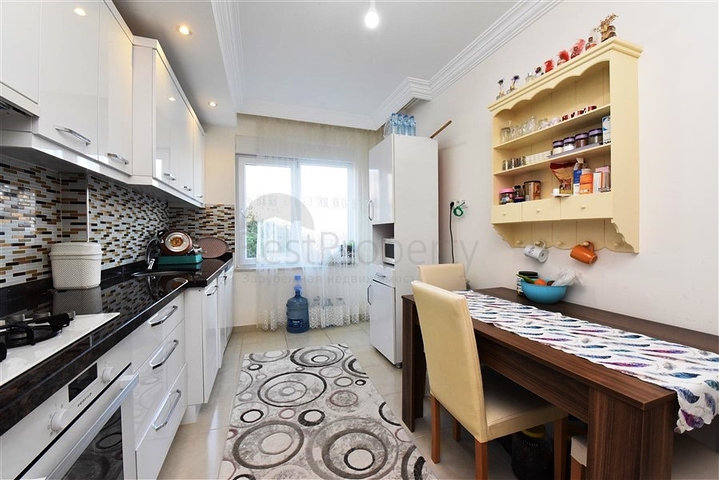 مطبخ منفصل - شقة غرفتين وصالة واسعة -مجمع سكني حديث - في محمودلار / الانيا 