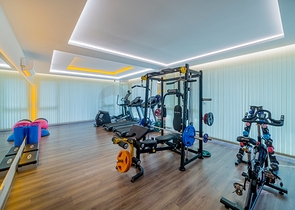 مطبخ منفصل - شقة غرفتين وصالة واسعة -مجمع سكني حديث - في محمودلار / الانيا 