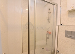 مطبخ منفصل - شقة غرفتين وصالة واسعة -مجمع سكني حديث - في محمودلار / الانيا 