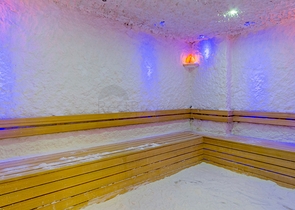 مطبخ منفصل - شقة غرفتين وصالة واسعة -مجمع سكني حديث - في محمودلار / الانيا 