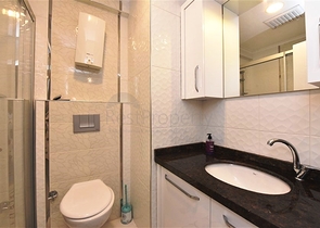 مطبخ منفصل - شقة غرفتين وصالة واسعة -مجمع سكني حديث - في محمودلار / الانيا 