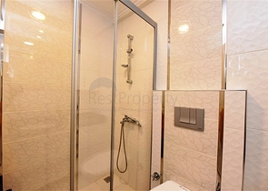 مطبخ منفصل - شقة غرفتين وصالة واسعة -مجمع سكني حديث - في محمودلار / الانيا 