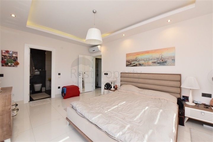 ضمن مجمع فاخر - شقة غرفتين وصالة مفروشة - في توسمور / الانيا 