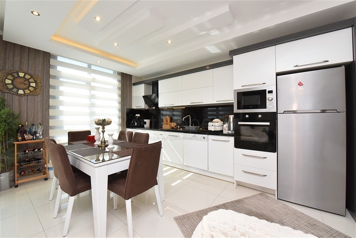 ضمن مجمع فاخر - شقة غرفتين وصالة مفروشة - في توسمور / الانيا 