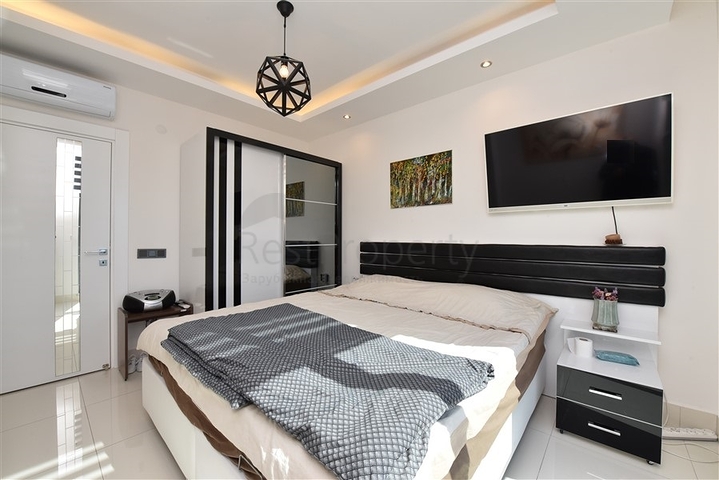 ضمن مجمع فاخر - شقة غرفتين وصالة مفروشة - في توسمور / الانيا 