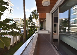 شقة مفروشة 3 غرف وصالة - مجمع بخدمات فاخرة - في اوبا / الانيا 