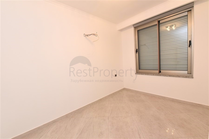 شقة واسعة 3 غرف وصالة - مجمع فاخر - في اوبا / الانيا 