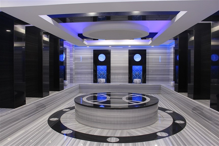 شقة واسعة 3 غرف وصالة - مجمع فاخر - في اوبا / الانيا 