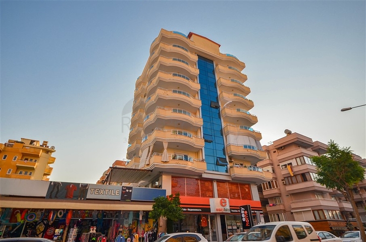 اطلالة بحر - دوبلكس واسعة 4 غرف وصالة - في محمودلار / الانيا 