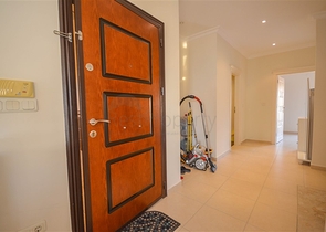 اطلالة بحر - دوبلكس واسعة 4 غرف وصالة - في محمودلار / الانيا 