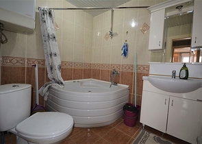 شقة غرفتين وصالة -مفروشة - في محمودلار / الانيا 