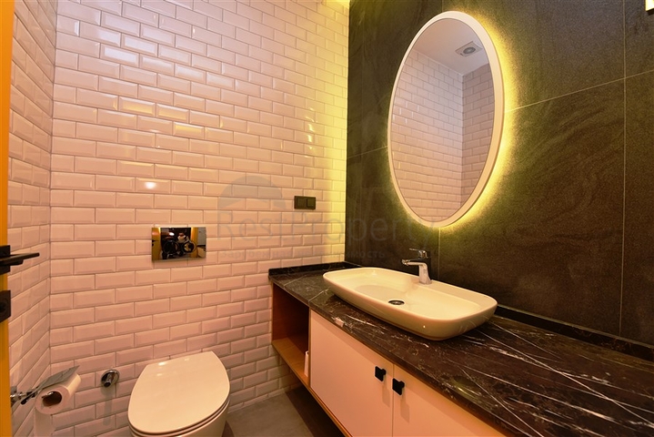 دوبلكس فاخرة في مركز الانيا - غرفتين وصالة مفروشة - مجمع فاخر - كليوباترا / الانيا 