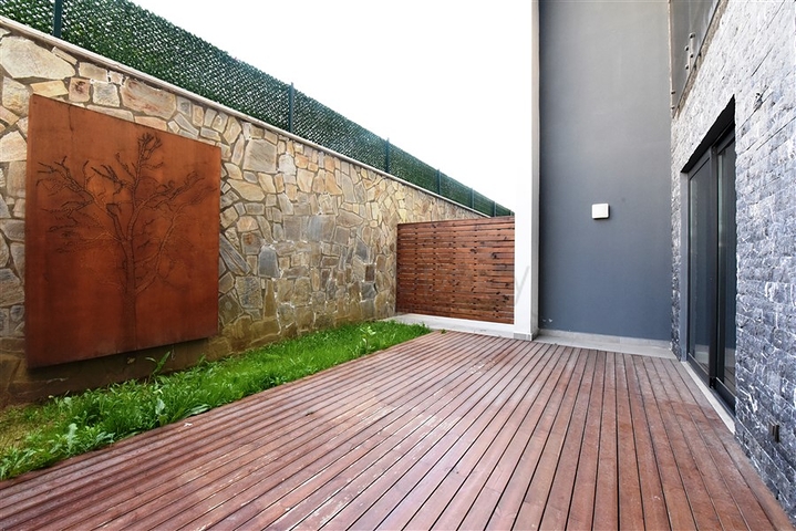 دوبلكس فاخرة في مركز الانيا - غرفتين وصالة مفروشة - مجمع فاخر - كليوباترا / الانيا 