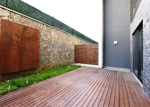 دوبلكس فاخرة في مركز الانيا - غرفتين وصالة مفروشة - مجمع فاخر - كليوباترا / الانيا 