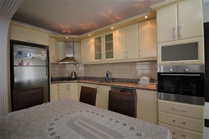 اطلالة بحر - شقة غرفتين وصالة مفروشة - في محمودلار / الانيا 