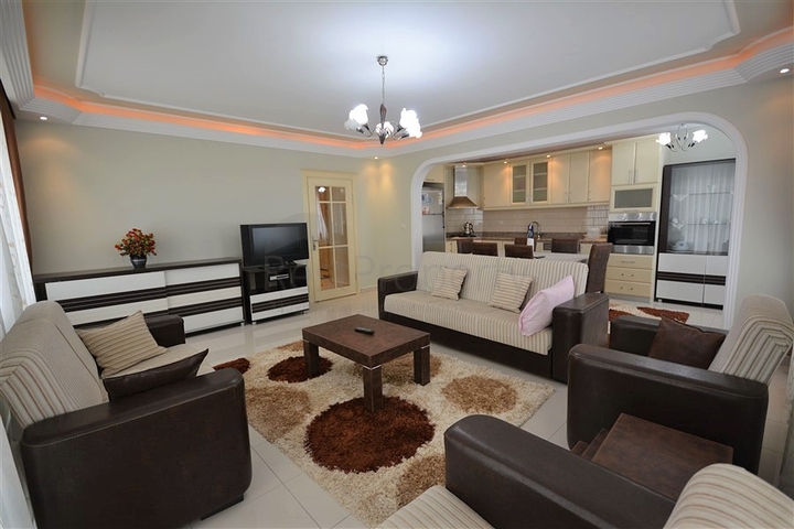 اطلالة بحر - شقة غرفتين وصالة مفروشة - في محمودلار / الانيا 