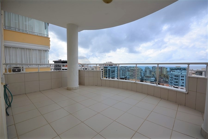 اطلالة بحر - شقة غرفتين وصالة مفروشة - في محمودلار / الانيا 