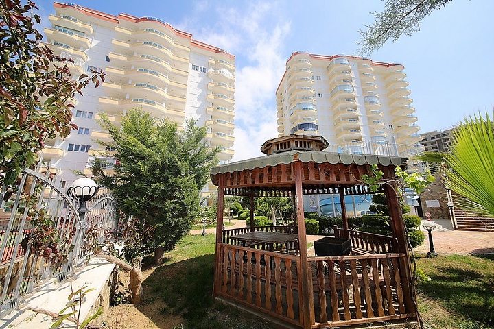 اطلالة بحر - شقة غرفتين وصالة مفروشة - في محمودلار / الانيا 