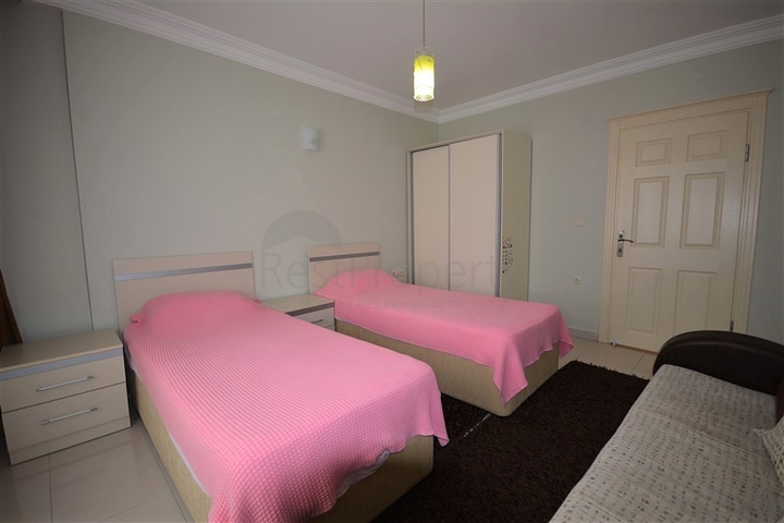 اطلالة بحر - شقة غرفتين وصالة مفروشة - في محمودلار / الانيا 