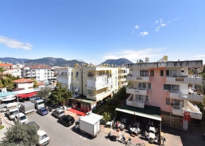 دوبلكس عائلية فاخرة - 4 غرف وصالة -ضمن مجمع حديث قريب من البحر - محمودلار / الانيا 