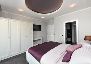 دوبلكس عائلية فاخرة - 4 غرف وصالة -ضمن مجمع حديث قريب من البحر - محمودلار / الانيا 