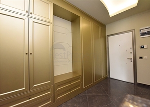 دوبلكس عائلية فاخرة - 4 غرف وصالة -ضمن مجمع حديث قريب من البحر - محمودلار / الانيا 