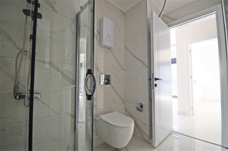 شقة غرفة وصالة - مجمع سكني انيق - في كارجيجاك / الانيا 