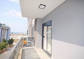 شقة غرفة وصالة - مجمع سكني انيق - في كارجيجاك / الانيا 