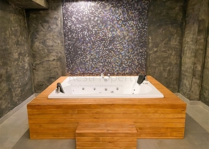 شقة غرفة وصالة - مجمع سكني انيق - في كارجيجاك / الانيا 