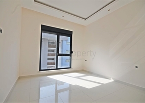 شقة غرفة وصالة - مجمع سكني انيق - في كارجيجاك / الانيا 