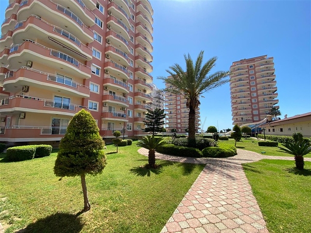 اطلالة بحر - شقة غرفتين وصالة واسعة -مجمع سكني - في محمودلار / الانيا 