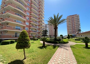 اطلالة بحر - شقة غرفتين وصالة واسعة -مجمع سكني - في محمودلار / الانيا 