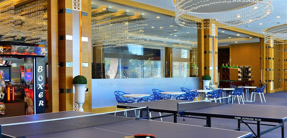 شقة غرفتين وصالة مفروشة - مجمع بخدمات 5 نجوم - في محمودلار / الانيا 